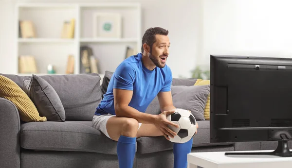 Young Man Sport Jersey Watching Football Home — Stock Photo, Image
