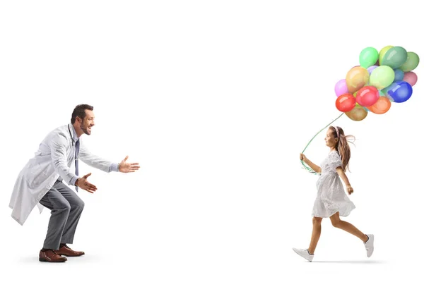 Perfil Comprimento Total Tiro Uma Menina Com Balões Correndo Direção — Fotografia de Stock