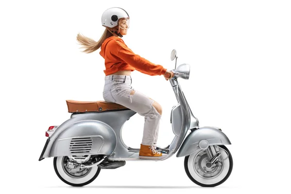 Jong Vrouw Met Een Helm Paardrijden Een Scooter Geïsoleerd Witte — Stockfoto