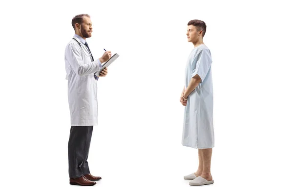 Full Length Profile Shot Male Doctor Young Patient Standing Talking — Stock Photo, Image