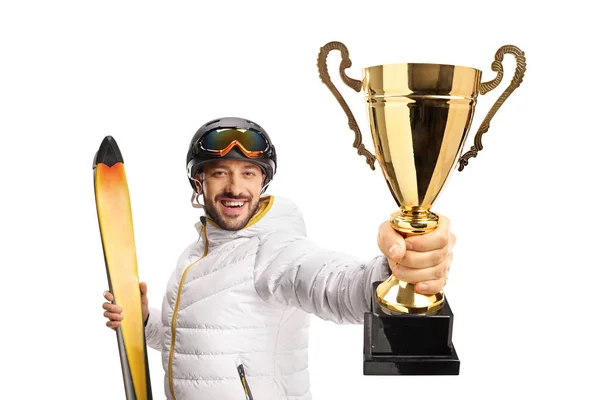 Happy Mannelijke Skiër Met Een Gouden Beker Voorkant Van Camera — Stockfoto