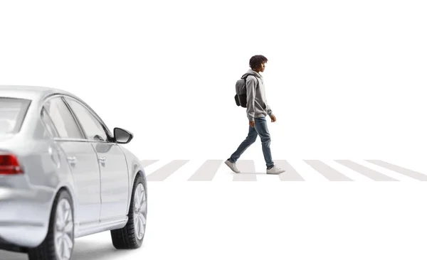 Auto Čeká Chodce Přejít Ulici Izolované Bílém Pozadí — Stock fotografie