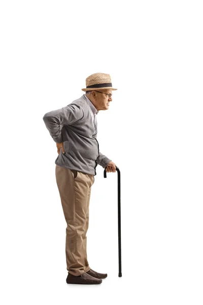 Полнометражный Снимок Пожилого Человека Держащего Свою Болезненную Спину Белом Фоне — стоковое фото