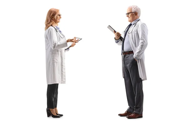 Full Length Profile Shot Male Female Doctor Standing Talking Isolated — Stock Photo, Image