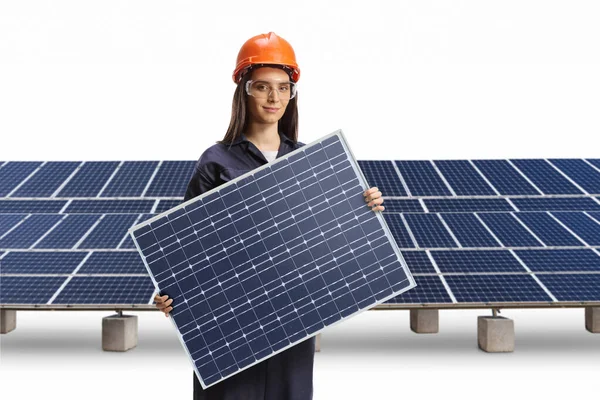 Mladá Technička Držící Fotovoltaický Solární Panel Solárním Poli — Stock fotografie