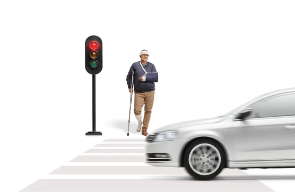 Injured Man Crutch Waiting Pedestrian Crossing Isolated White Background — Stock Photo, Image