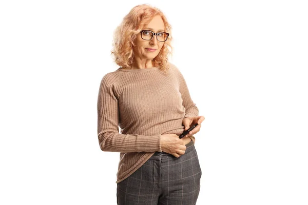 Vrouw Injecteert Insuline Schot Haar Buik Geïsoleerd Witte Achtergrond — Stockfoto
