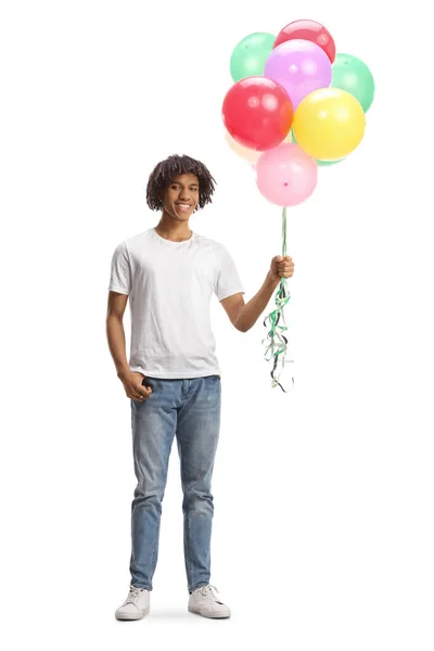 Plná Délka Portrét Afrického Amerického Mladíka Usmívajícího Držící Svazek Balónů — Stock fotografie