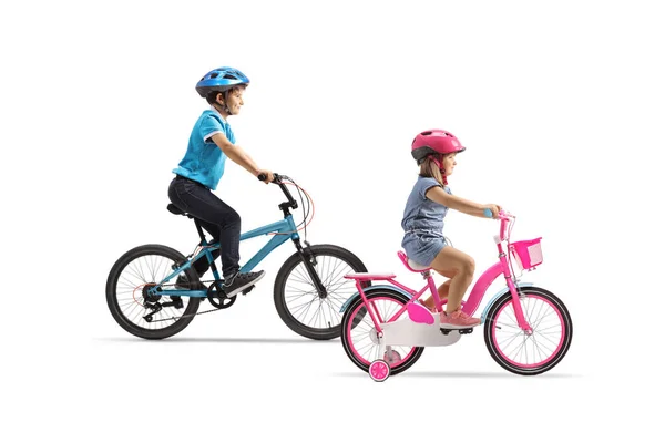 Perfil Comprimento Total Tiro Menino Menina Bicicletas Usando Capacetes Isolados — Fotografia de Stock