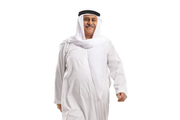 快乐而成熟的阿拉伯男子 在白色背景下孤身一人行走 — 图库照片