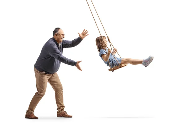 Avô Empurrando Uma Menina Balanço Isolado Fundo Branco — Fotografia de Stock