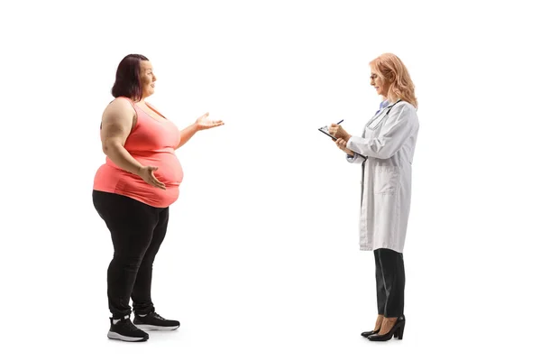 Full Length Profile Shot Overweight Woman Talking Female Doctor Isolated — Stock Photo, Image