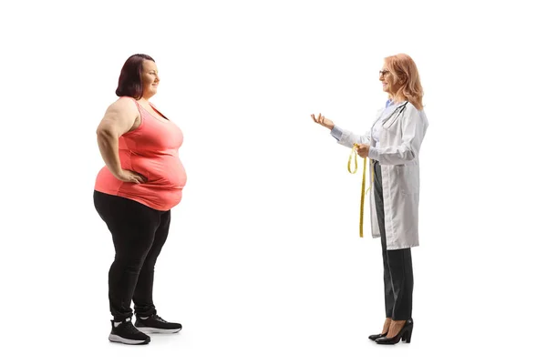 Full Length Profile Shot Nutritionist Talking Overweight Young Woman Sportswear — Stock Photo, Image