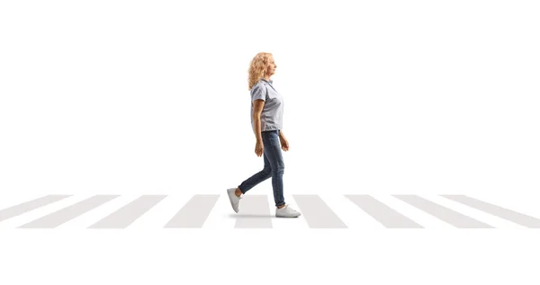 Женщина Идущая Улице Пешеходном Переходе Изолированы Белом Фоне — стоковое фото