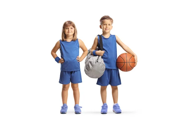 Portrait Complet Enfants Avec Ballon Basket Sac Sport Isolé Sur — Photo