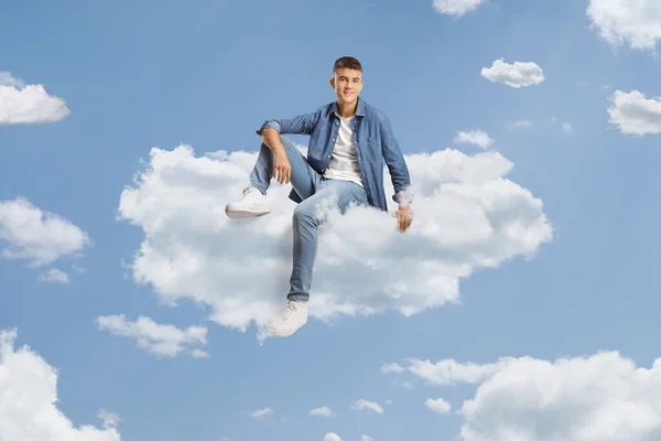 Muž Teenager Plovoucí Mraku Obloze — Stock fotografie