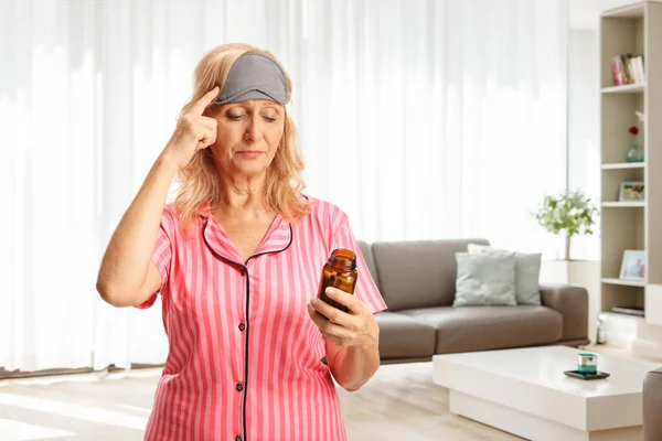 Woman Pajamas Holding Bottle Pills Holding Her Head Home Living — Stock Photo, Image