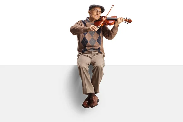 Elderly Man Sitting Panel Playing Violin Isolated White Background — Stock Photo, Image