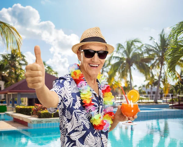 Cheerful Senior Tourist Holding Cocktail Giving Thumb Swimming Pool — Stock Photo, Image