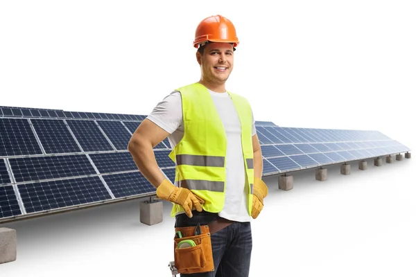 Trabalhador Construção Civil Com Capacete Cinto Ferramentas Frente Painel Solar — Fotografia de Stock