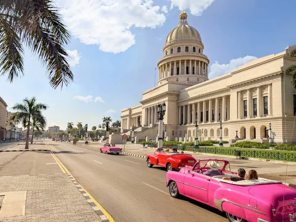 Havana Cuba November 16Th 2023 Street View Vintage Convertible Cars — Stock Photo, Image