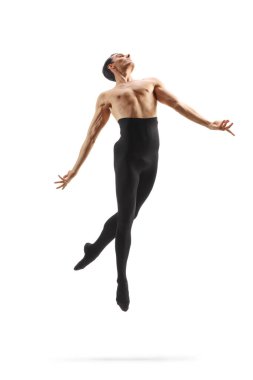 Siyah taytlı erkek balerin beyaz arka planda izole bir atlayış yapıyor.