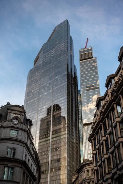 London Großbritannien Blick Auf Die Wolkenkratzer Bishopsgate Oder Twentytwo Links — Stockfoto