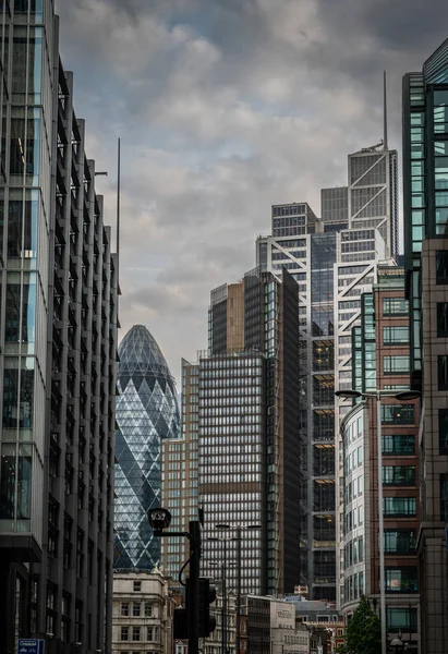 Лондон Велика Британія Вид Високі Будівлі Вздовж Бішопсгейт Лондоні Міські — стокове фото