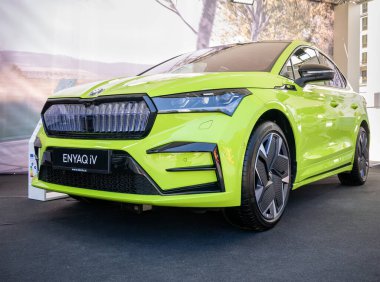 Viyana, Avusturya - Haziran 2022: Yeni Skoda Enyaq iV elektrikli SUV ile detayları kapatın