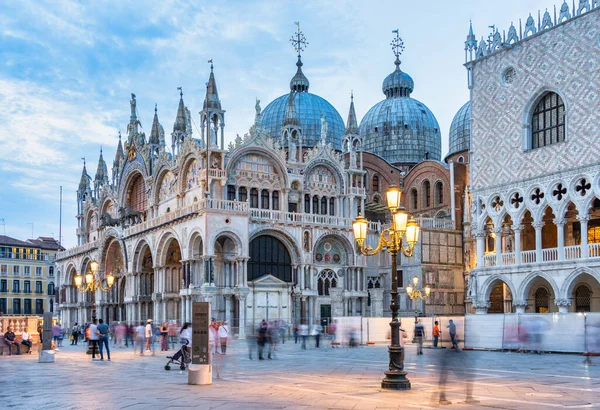 stock image Venice, Italy - May 29 2023: Many tourists visiting Piazzetta San Marco and Colonna di San Marco in Venice.