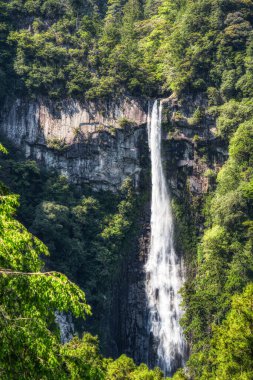 Nachi Şelalesi ile Nachikatsuura, Wakayama, Japonya