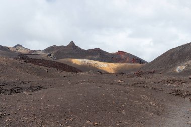 Chico 'nun renkli vadileri, Isabela Adası Galapagos Ekvador