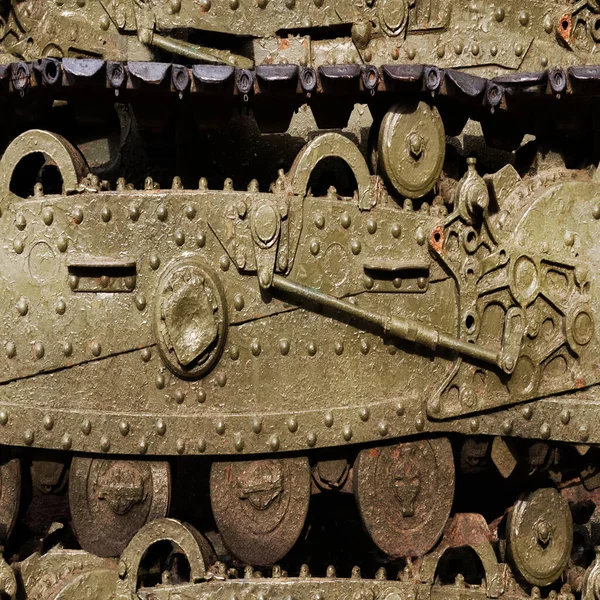 Nahtlose Textur Foto Von Rostigen Und Verschlissenen Panzerfahrzeugoberfläche Mit Nieten lizenzfreie Stockbilder