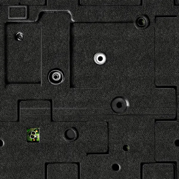 Kablo bağlantı delikleri ve devre kartlarıyla siyah renkli plastik panel yüzeyinin kusursuz 4k fotoğraf dokusu materyali.