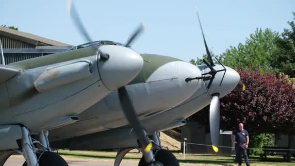 นคอล นเช สหราชอาณาจ นายน 20213 Havilland นเคร องบ นรบแบบม กไหล — วีดีโอสต็อก