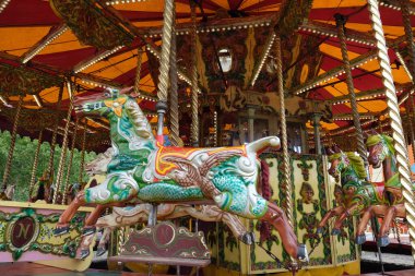 Beamish yaşayan tarih müzesi. Durham, İngiltere. Ağustos 2023. Antika lunapark gezileri.