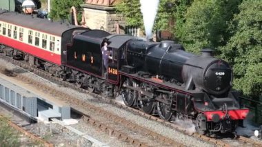 Kuzey Yorkshire bozkırları demiryolu. Goathland, Yorkshire, Ekim 2023. Buhar galası etkinliği. Buhar motorları.