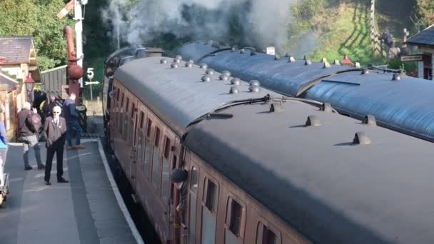 North Yorkshire Hedar Railway Goathland Yorkshire Oktober 2023 Ånggalaevenemang Ångmaskiner — Stockvideo