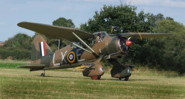 Zafer Şovu. Leicester, İngiltere, Eylül 2023. Yaşayan ikinci dünya savaşı tarihi gösterisi ve hava gösterisi. Westland lysander. İngiliz ordusu işbirliği uçağı.