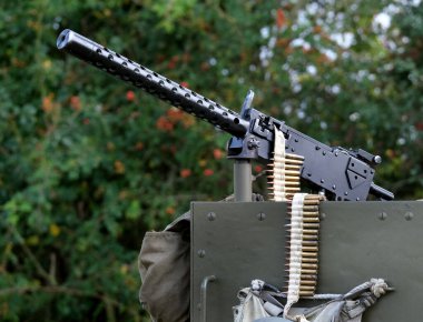 Zafer Şovu. Leicester, İngiltere, Eylül. Yaşayan ikinci dünya savaşı tarihi gösterisi ve hava gösterisi. M1919 Browning, 20. yüzyılda, özellikle 2. Dünya Savaşı sırasında, Kore Savaşı sırasında yaygın olarak kullanılan 30 kalibrelik bir makineli tüfektir..