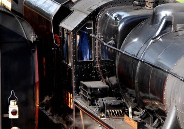 Kuzey Yorkshire Mors demiryolu, Goathland, Yorksahire, İngiltere, Ekim 2023. Buharlı lokomotif festivali galası hafta sonu.