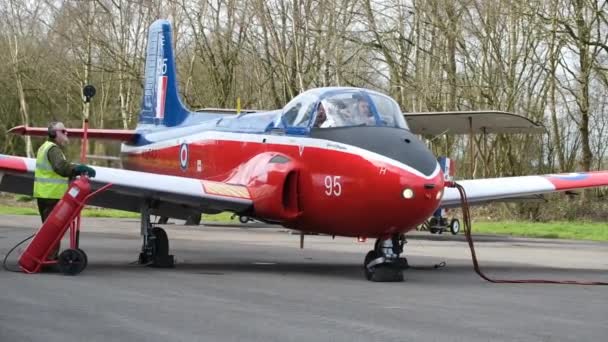 约克郡航空博物馆 2024年3月 英国约克郡埃尔文顿 引擎开动了Bac喷气式教练机 Bac Jet Provost 是一架英国喷气式教练机 于1955年至1993年间在英国皇家空军服役 — 图库视频影像