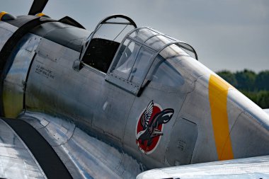 Zafer Şovu, Leicester, İngiltere. Ağustos 2024. Curtiss P-36 Hawk (ayrıca Curtiss Hawk Model 75 olarak da bilinir), 1930 'lar ve 40' lar arasında Amerikan yapımı savaş uçağı..