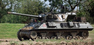 Zafer Şovu, Leicester, İngiltere. Ağustos 2024. M18 Hellcat (resmi adıyla 76 mm Gun Motor Carriage M18 veya M18 GMC), 2..