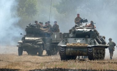 Zafer Şovu, Leicester, İngiltere. Ağustos 2024. M18 Hellcat (resmi adıyla 76 mm Gun Motor Carriage M18 veya M18 GMC), 2..