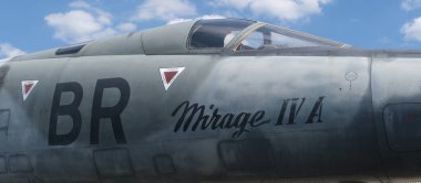 Yorkshire Hava Müzesi. - York. Uk. İngiltere. Haziran 2025. Dassault Mirage IV, Fransız süpersonik stratejik bombardıman uçağı ve derin keşif uçağıdır. Geliştiren: Dassault Havacılık.