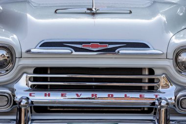 BANGKOK, THAILAND - 4 Mart 2024: efsanevi Chevrolet Apache 31. Amerikan tarzı araç