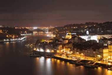 Porto 'da Gece Vakti: Aydınlanmış Harikalar Şehri
