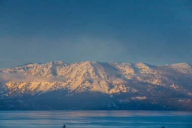 Tahoe Gölü 'nde kış, Amerika Birleşik Devletleri