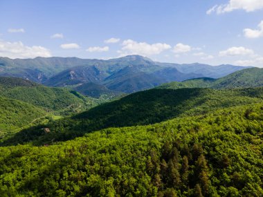 La Garrotxa, İspanya 'da bahar manzarası.